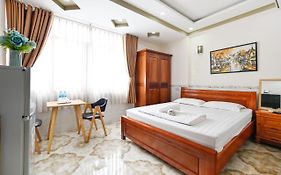 Huyen House